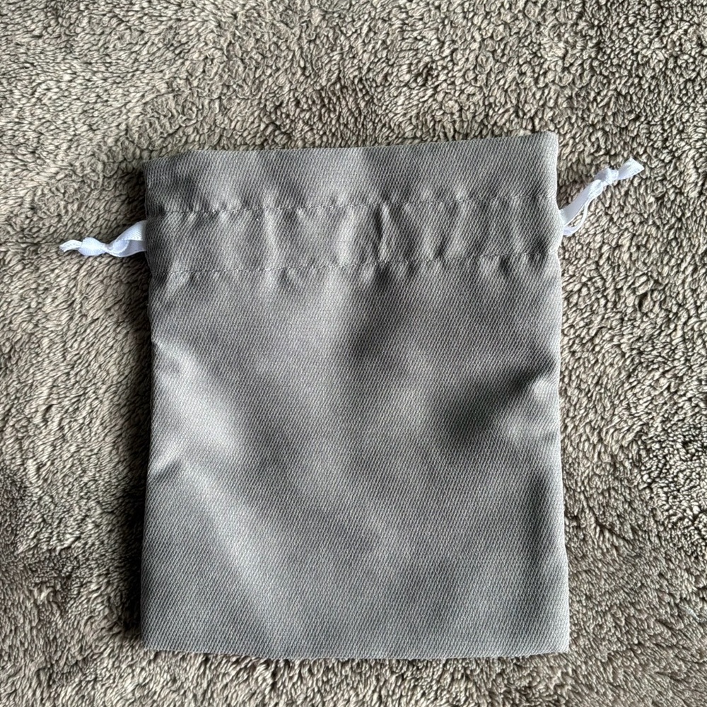 Dior Light Gray Drawstring Accessory Pouch - Picture 2 of 2